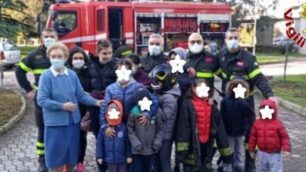 I vigili del fuoco al Centro Mamma Rita