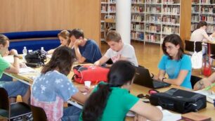 La biblioteca di Seregno quando ancora si poteva frequentare