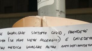 Suggerimenti anti Covid alla fermata bus