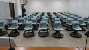 Istituto Hensemberger: un’aula in attesa degli studenti