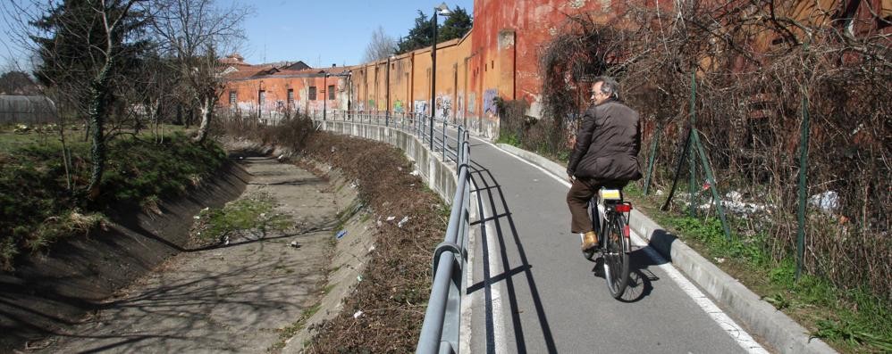 MONZA VIA VERITA