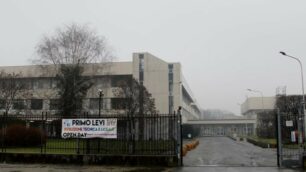 La sede degli istituti Bassi e Levi in via Briantina
