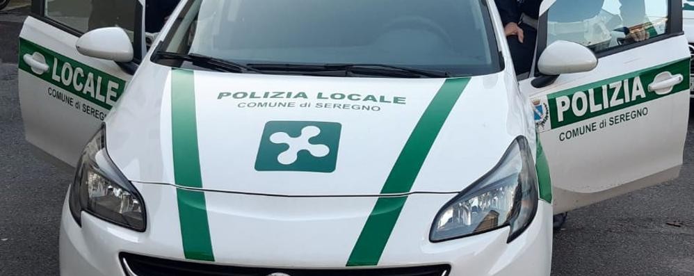 Una pattuglia della Polizia locale di Seregno