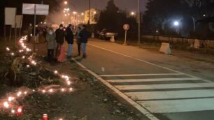 Vimercate lumini protesta per via Rota