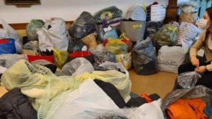 Arcore raccolta coperte profughi bosnia