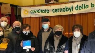 Arcore Caritas e comitato Cernobyl Brianza distribuiscono i buoni spesa alle famiglie