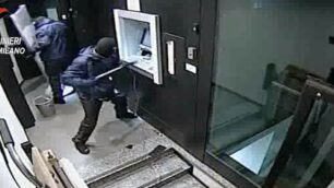 Un assalto a un bancomat