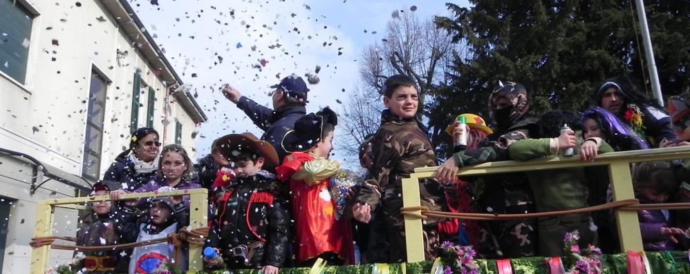 Una sfilata di carnevale a Biassono - foto d’archivio