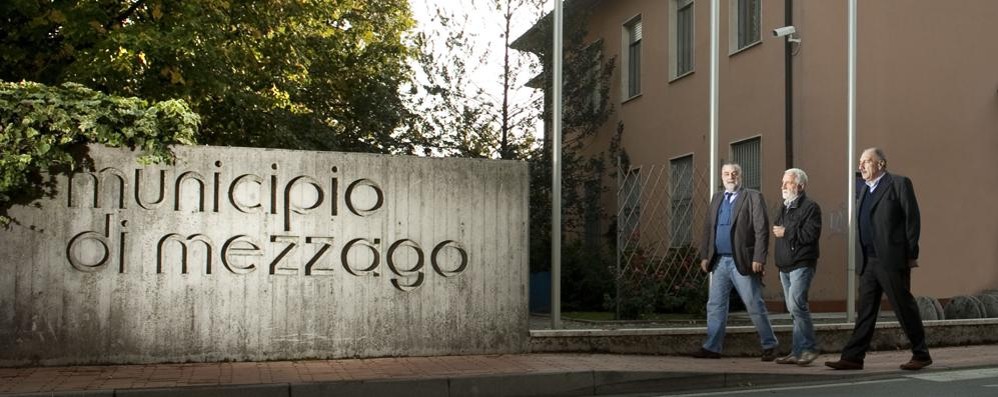 Il municipio di Mezzago