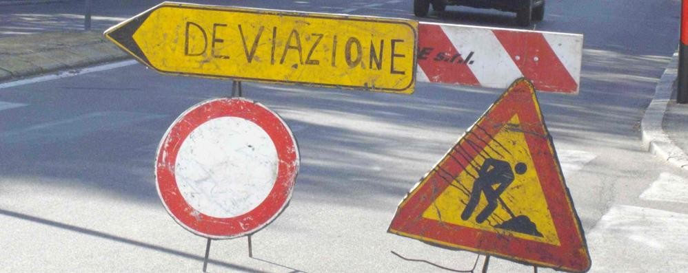 Due giorni di lavori in corso a Carate Brianza in via Sant’Ambrogio