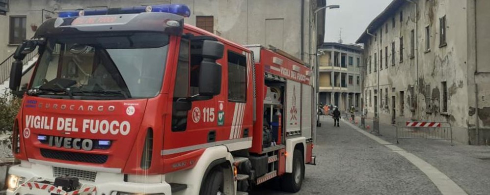 La via Volta chiusa al traffico a Misinto