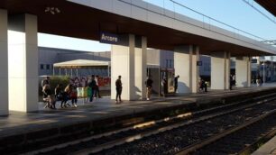 Arcore stazione treni - foto d’archivio