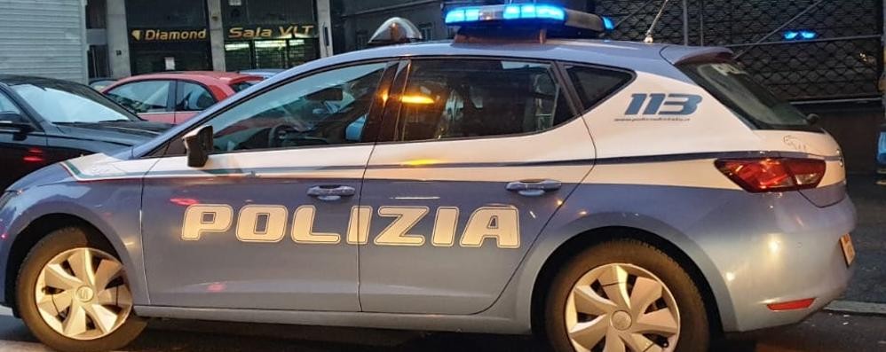 Un’auto della polizia