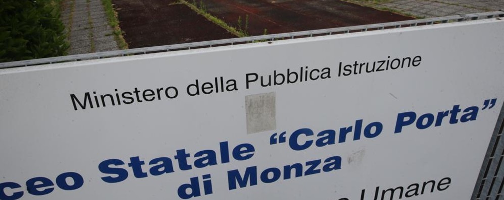Monza Campo atletica Liceo Porta