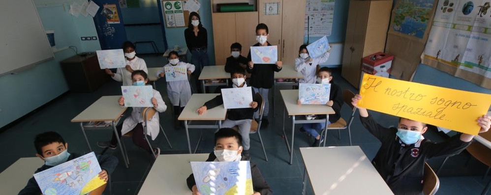 Monza Spazio profondo scuola Masih Classe 3A