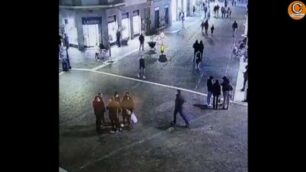 VIDEO: Fuga da Cesano e l’inseguimento in pieno centro tra i passanti
