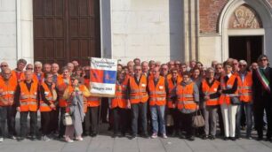 I volontari di Auto Amica in gruppo, in un’immagine di repertorio