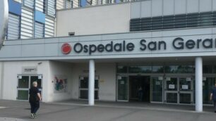 L’ingresso dell’ospedale San Gerardo di Monza