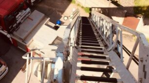 L’autoscala utilizzata dai vigili del fuoco