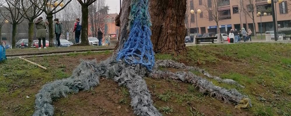 Allestimento Dante a Vedano realizzato dall'associazione Sul filo dell'arte