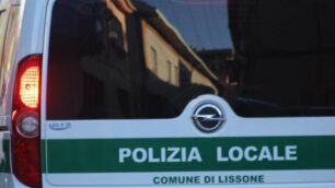 Un mezzo della polizia locale di Lissone