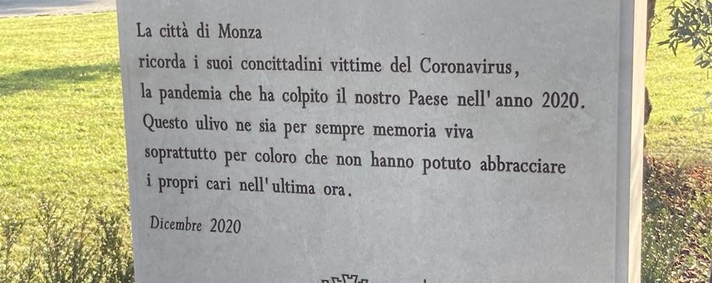 Monza Inaugurato il cippo a ricordo vittime Covid