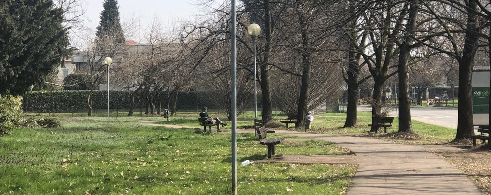 I giardini di via Mascagni dove verrà piantumato l’albero in ricordo e omaggio di Fabio Propato a Macherio.