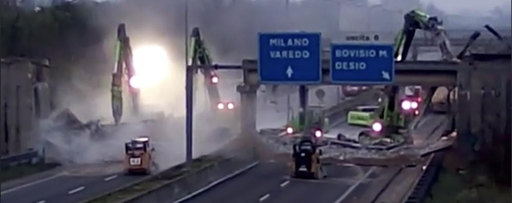 Milano Meda demolizione ponte 10 Bovisio Masciago