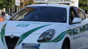 Una pattuglia della polizia locale di Lissone