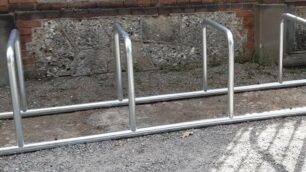 Vimercate nuove rastrelliere bici