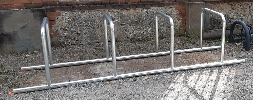 Vimercate nuove rastrelliere bici