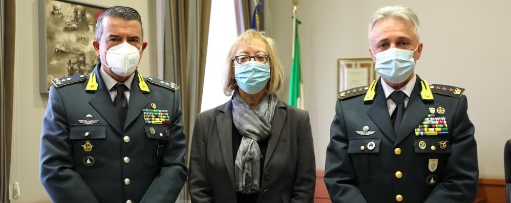 Il comandante regionale Stefano Screpanti con il prefetto e il comandante provinciale Aldo Noceti