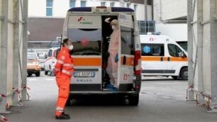 MONZA coronavirus ambulanza in ospedale
