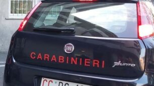Carabinieri in azione a Paderno, controllato un bar