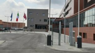 L’immobile già sede della Questura che opsietrà anche la Prefettura