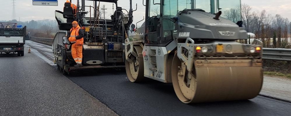 A Verano sono iniziati i lavori di asfaltatura di alcune strade