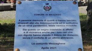 Mezzago: stele morti Covid (web)