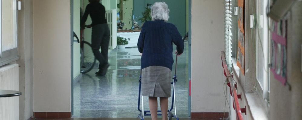 Case di riposo, raccolta firme del sindacato