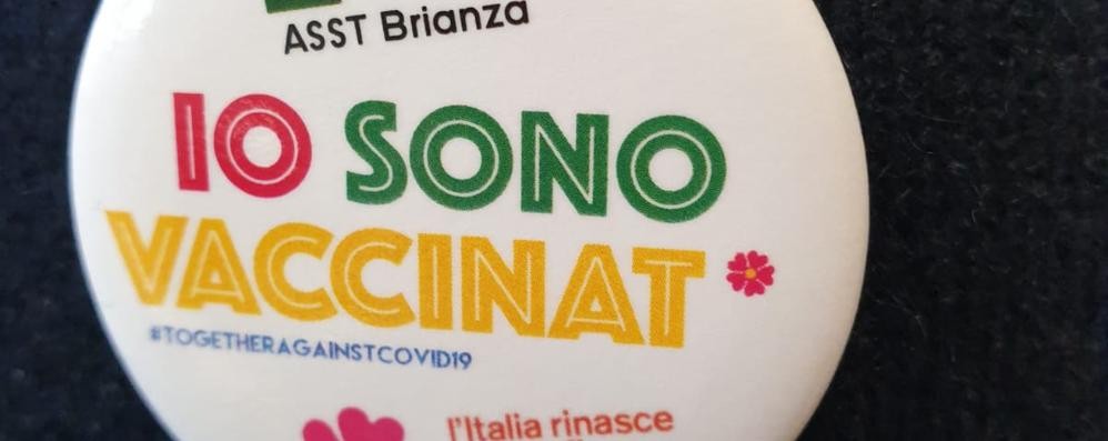 La spilla dei vaccinati