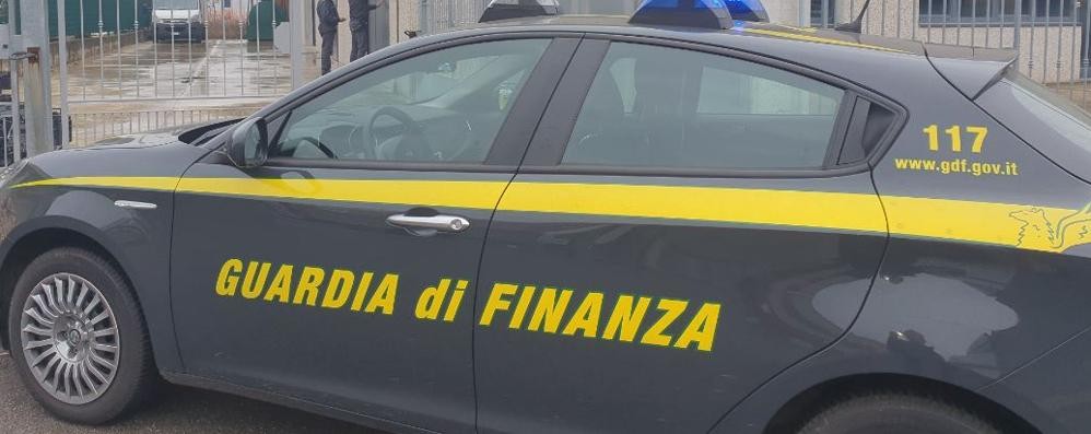 Una pattuglia della Finanza