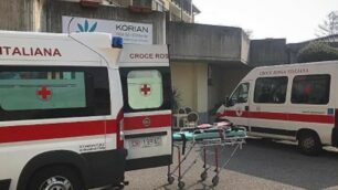 Le ambulanze della Cri Foto Michele Boni