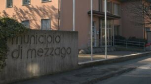 Il municipio di Mezzago