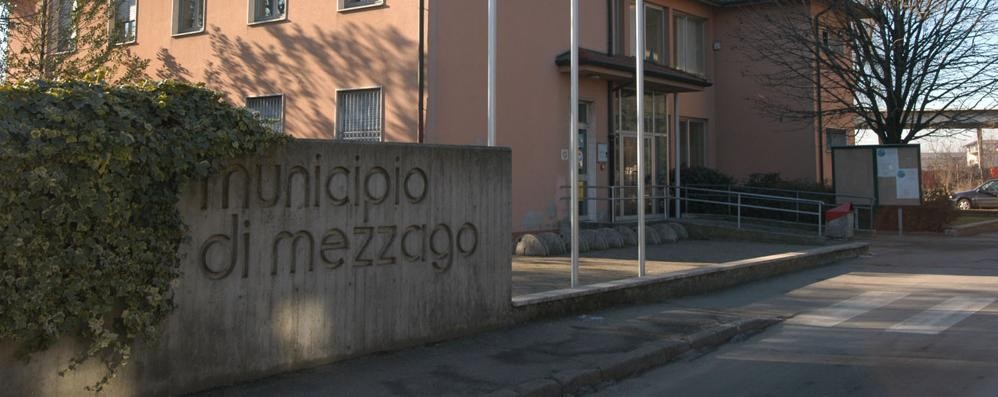 Il municipio di Mezzago