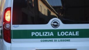 Una pattuglia della polizia locale di Lissone