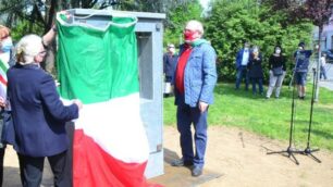 L’inaugurazione del monumento