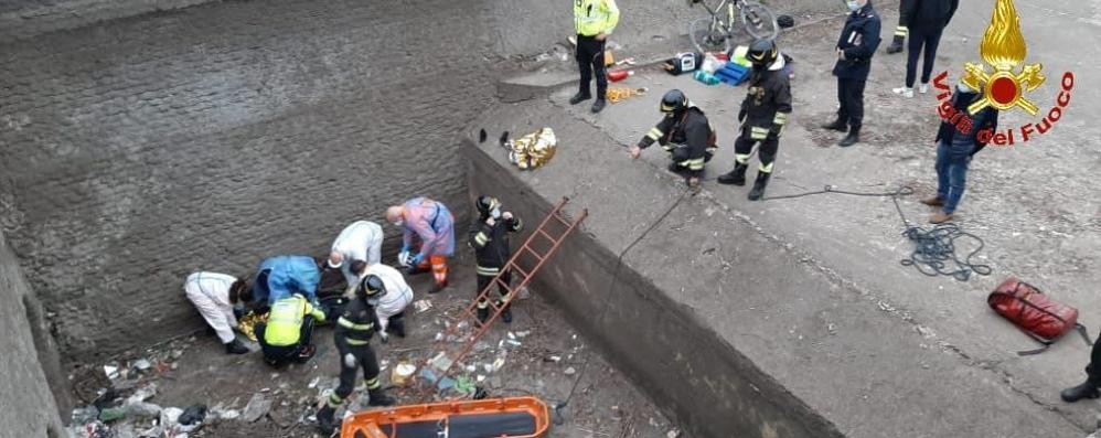 Paderno Dugnano incidente ciclista nel canale Villoresi