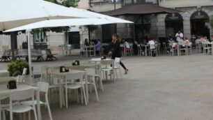 Piazza Vittorio Veneto a Seregbno in una foto di repertorio