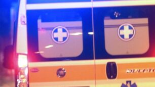 Ambulanza e carabinieri - foto d’archivio