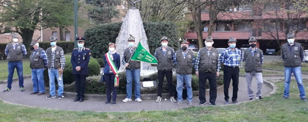 La cerimonia degli alpini a Macherio