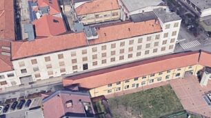 L’edificio dell’ex Cgs di Monza destinato alle scuole superiori (da Google Earth)
